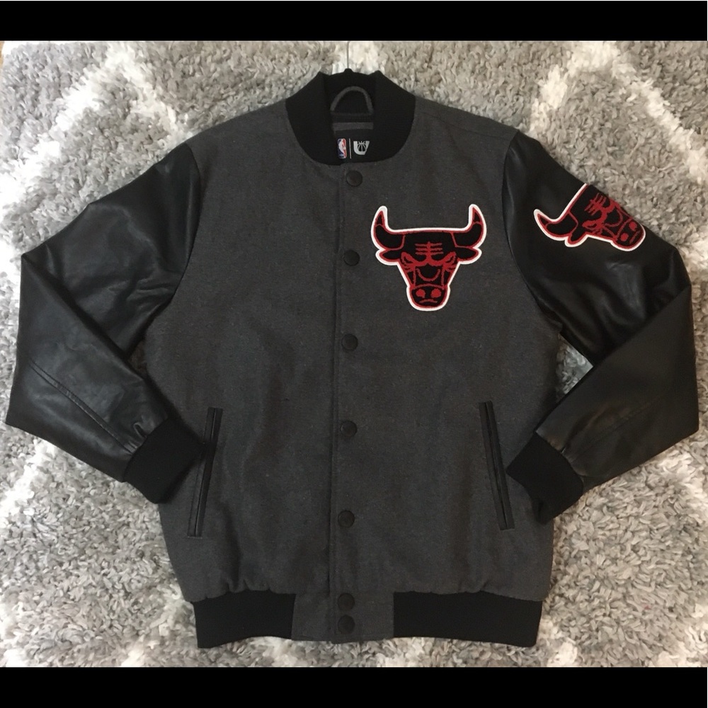 Vintage Chicago Bulls Bomber Jacket